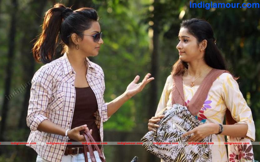 Avar Iruvarum Movie hd photo