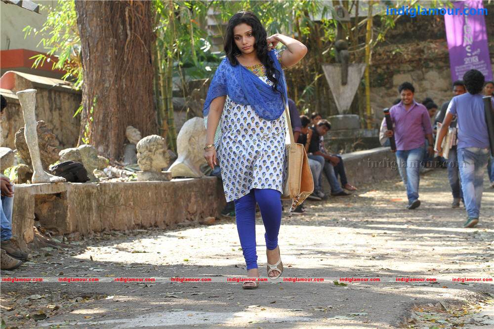 Artist Movie hd photo
