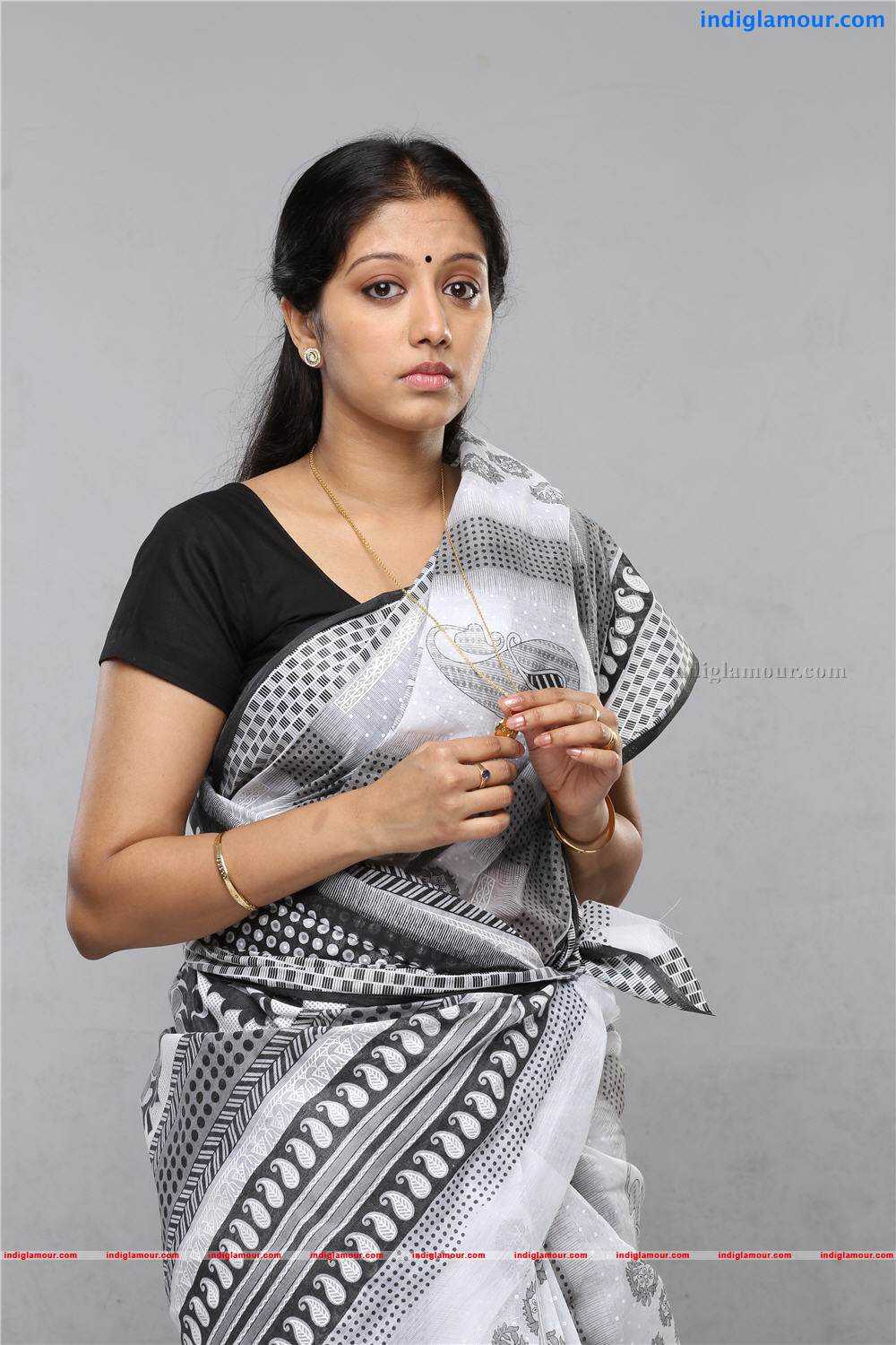 Bharya Athra Pora Movie hd photo