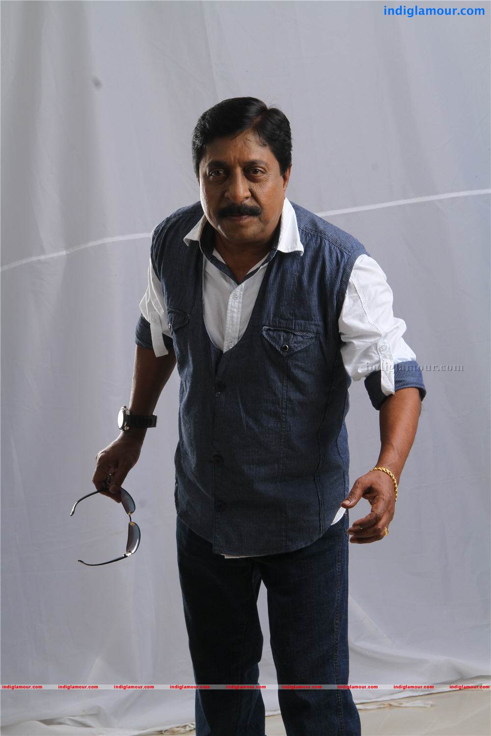Money Back Policy Movie hd photo