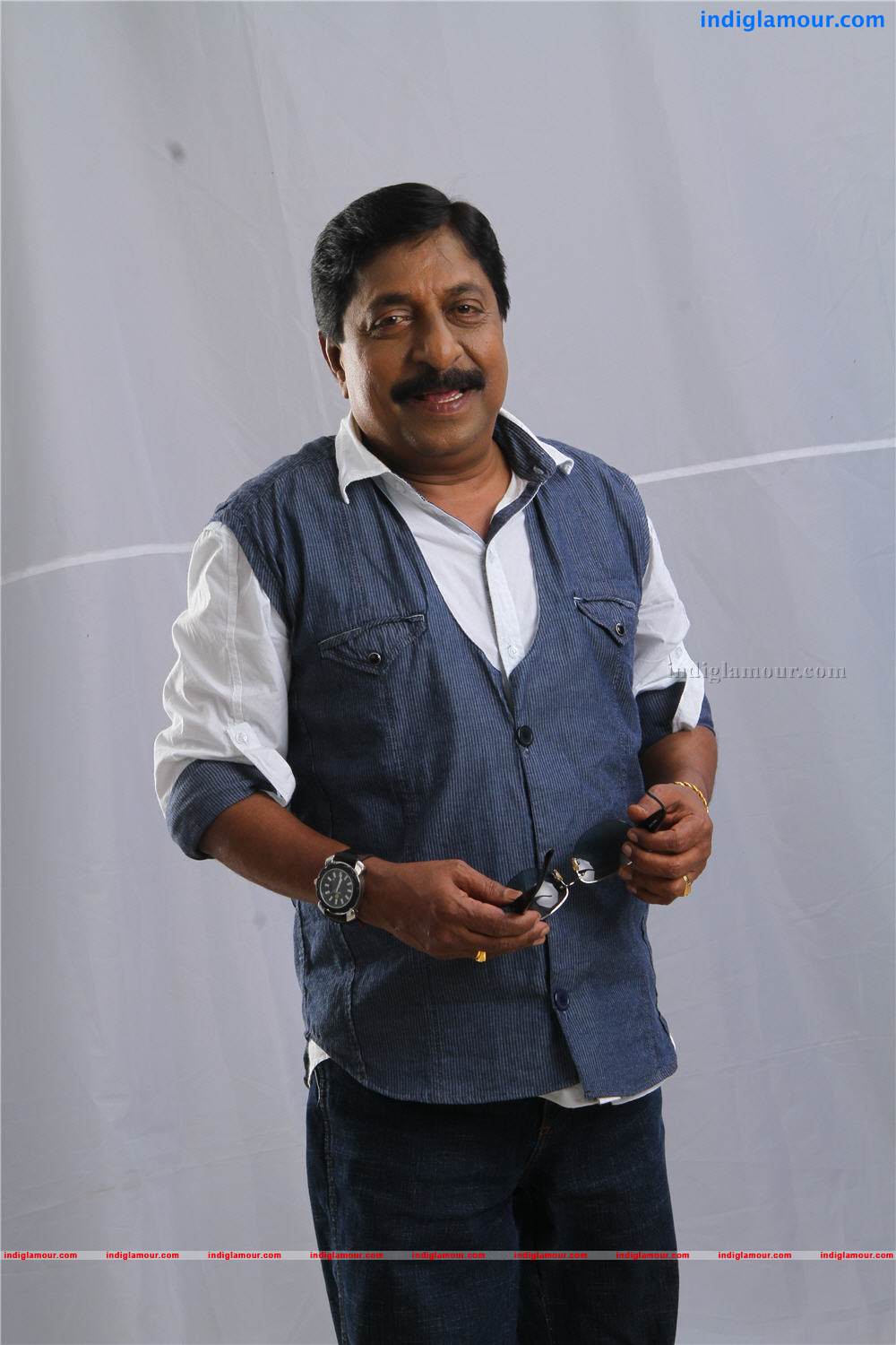 Money Back Policy Movie hd photo