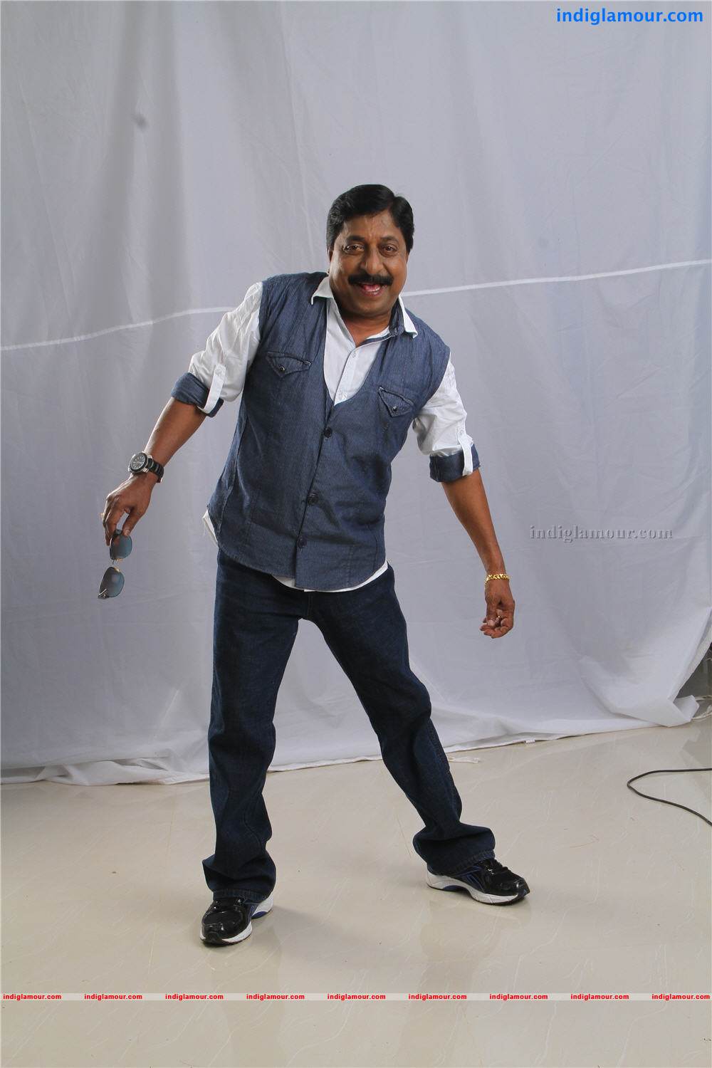 Money Back Policy Movie hd photo