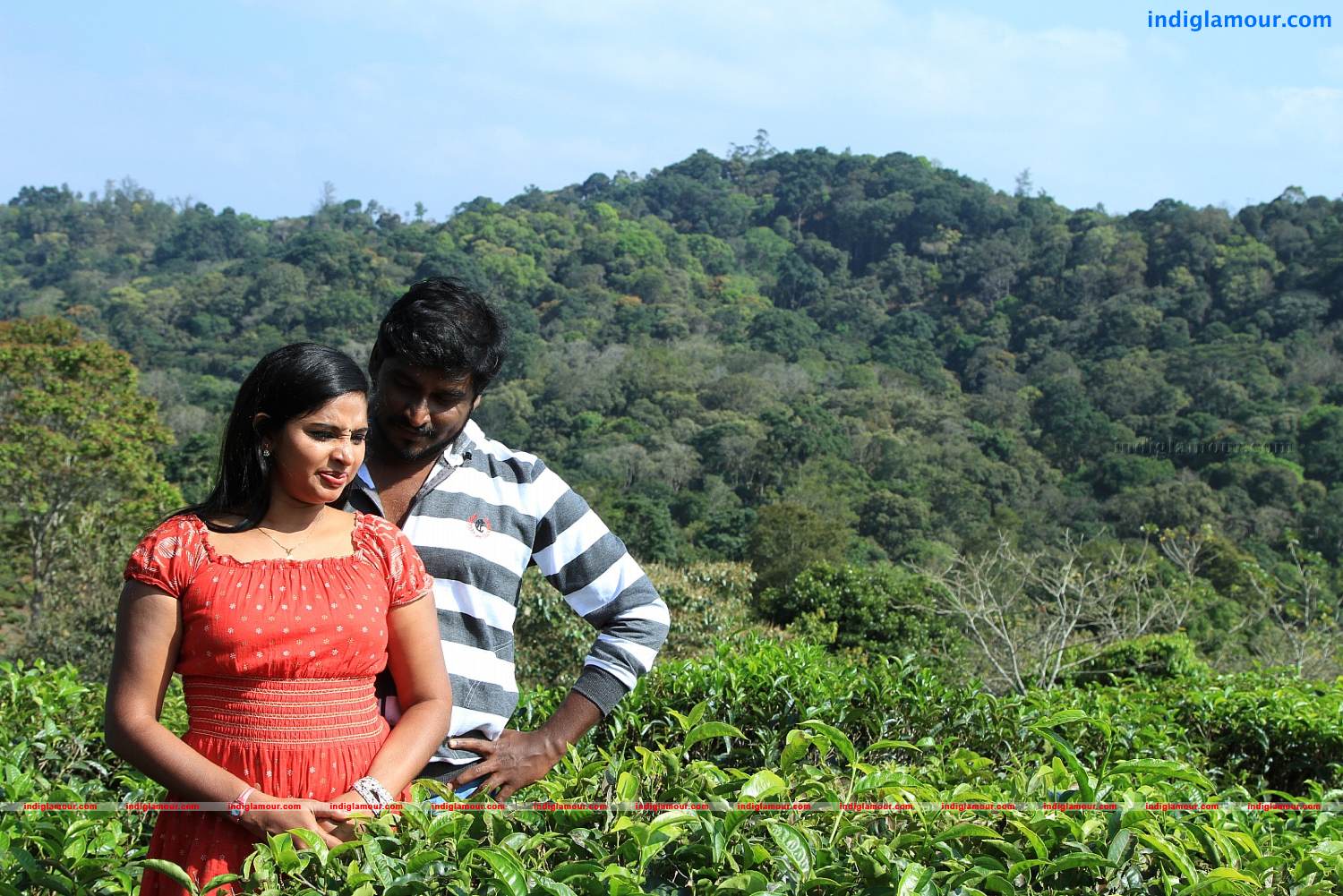 Oru Penkuttyum 3 Kaamukanmarum Movie hd photo