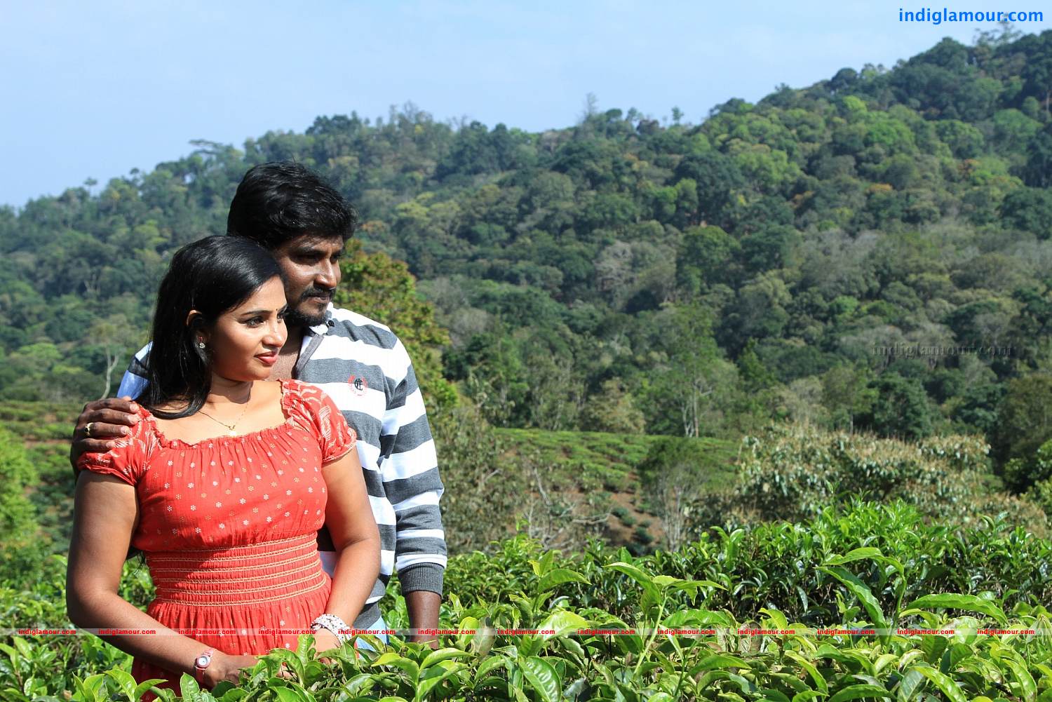 Oru Penkuttyum 3 Kaamukanmarum Movie hd photo