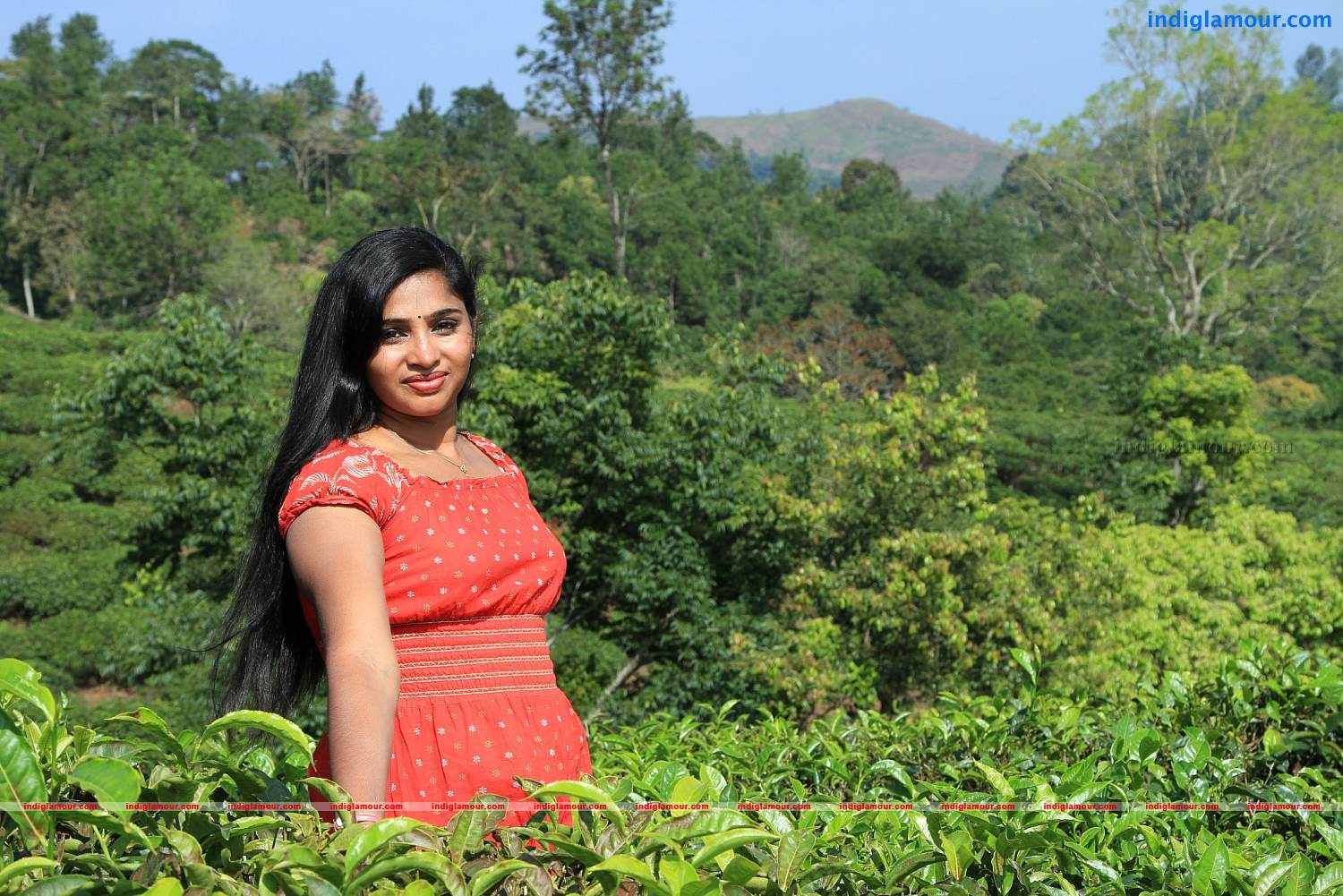 Oru Penkuttyum 3 Kaamukanmarum Movie hd photo