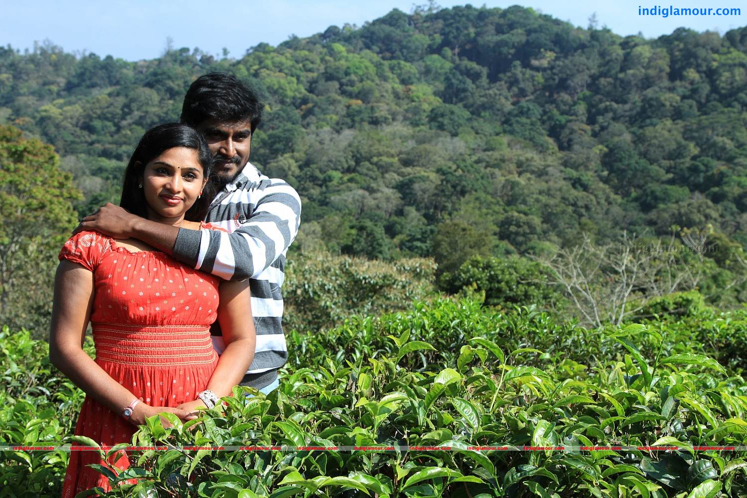 Oru Penkuttyum 3 Kaamukanmarum Movie hd photo