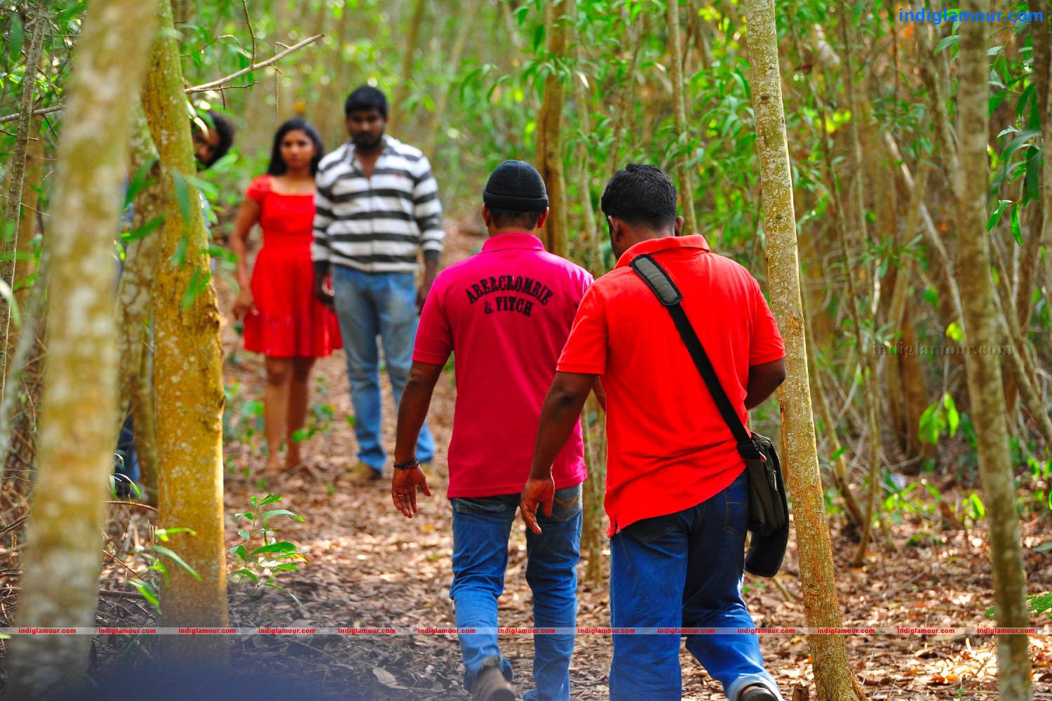 Oru Penkuttyum 3 Kaamukanmarum Movie hd photo