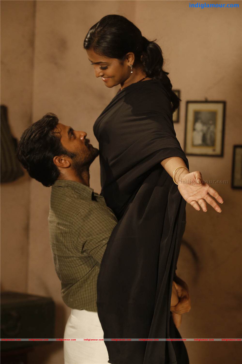 Pathiramanal Movie hd photo