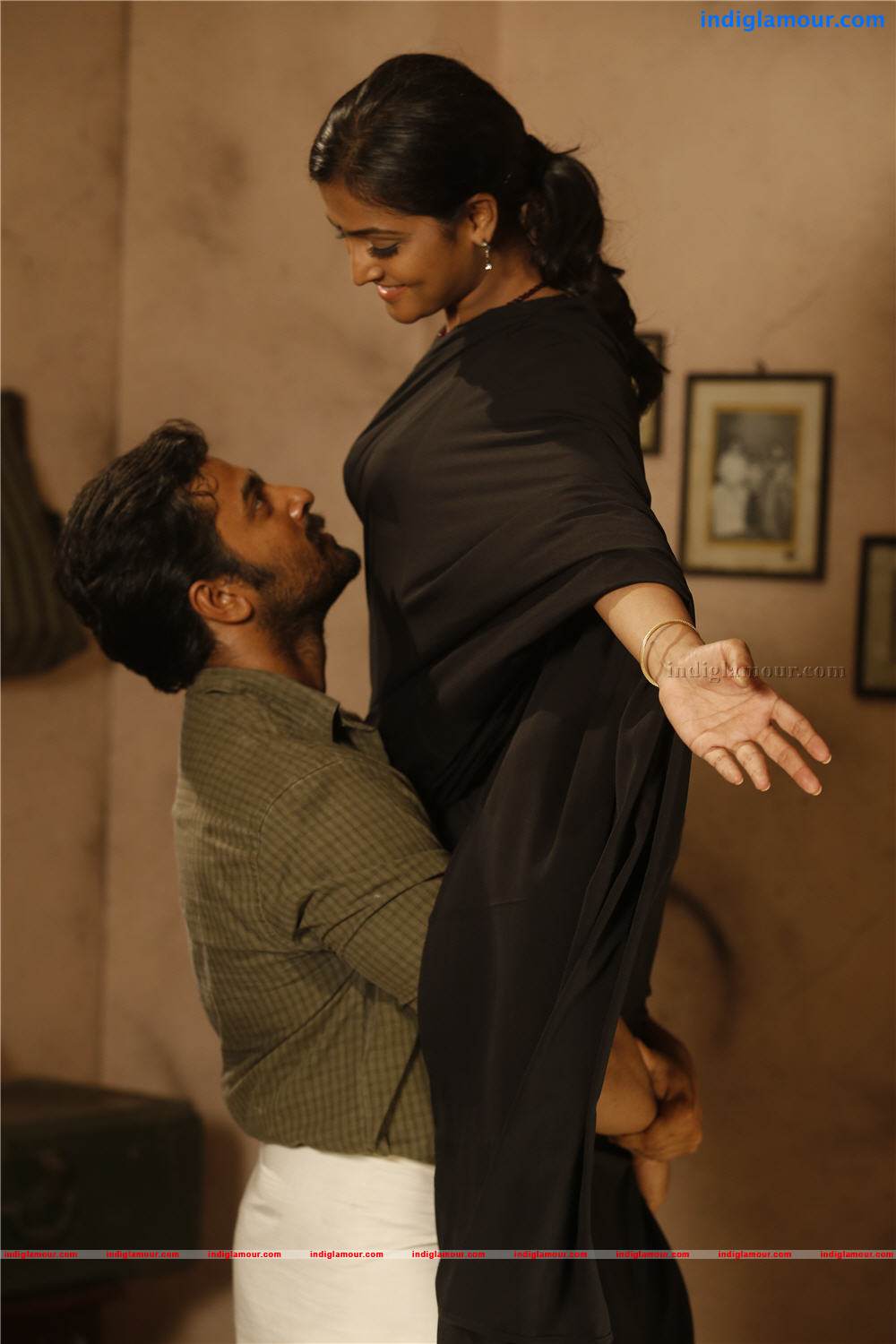 Pathiramanal Movie hd photo