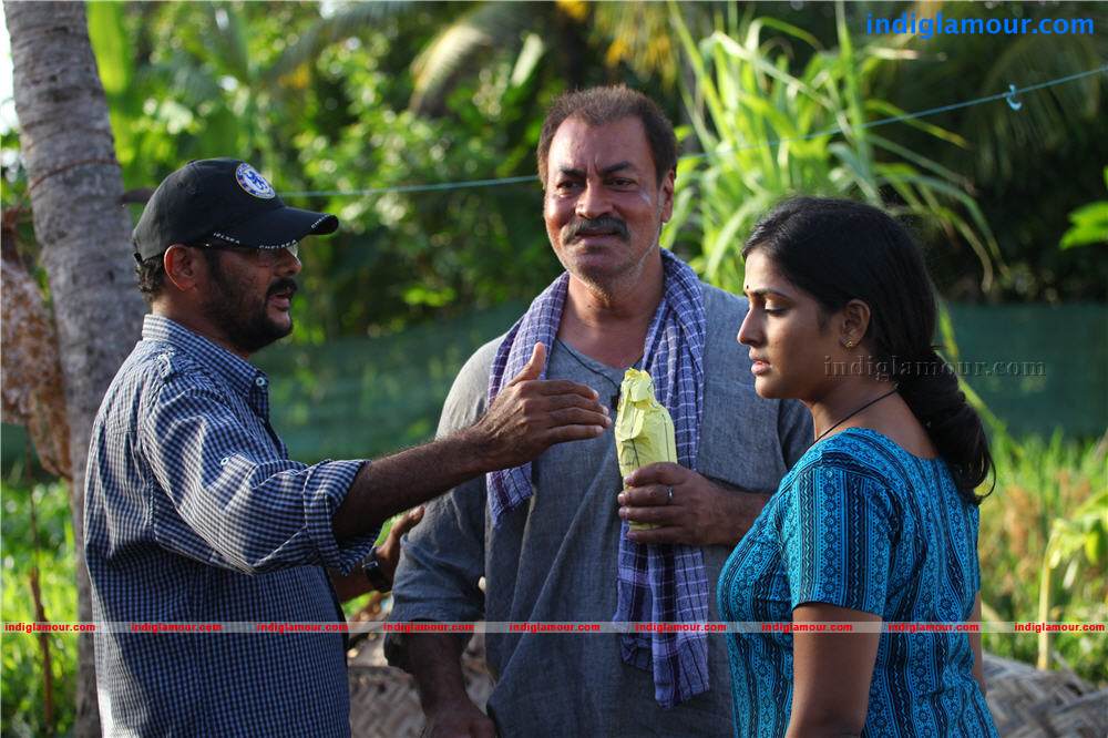 Pathiramanal Movie hd photo