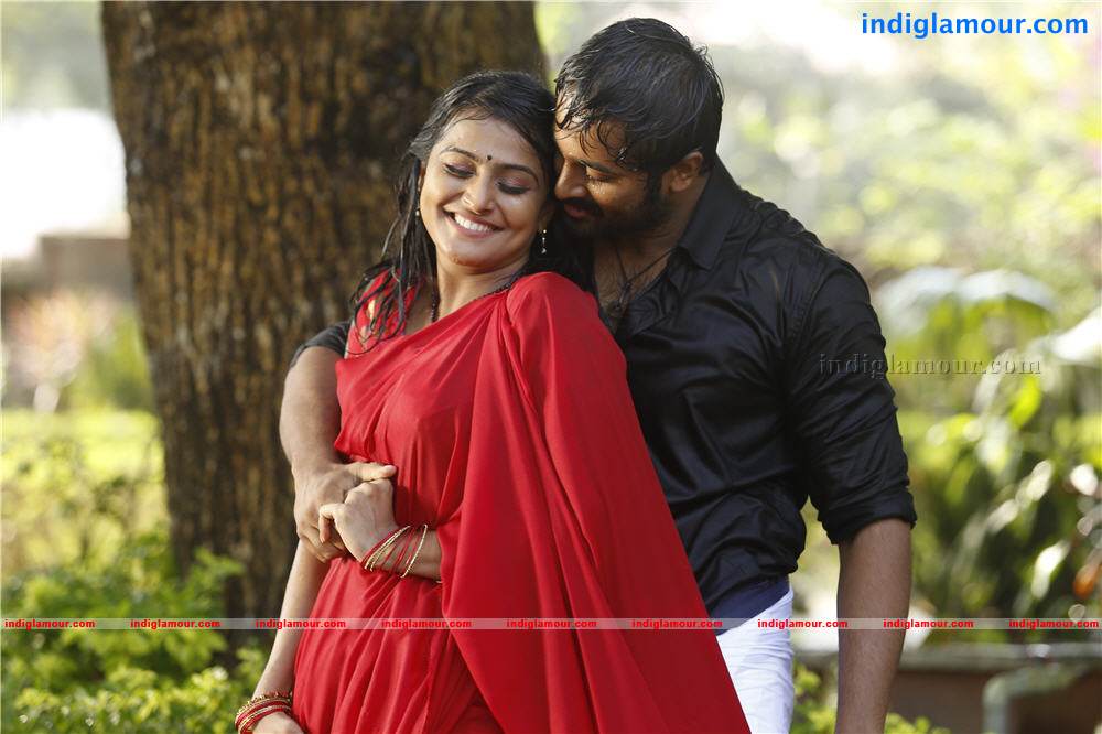 Pathiramanal Movie hd photo