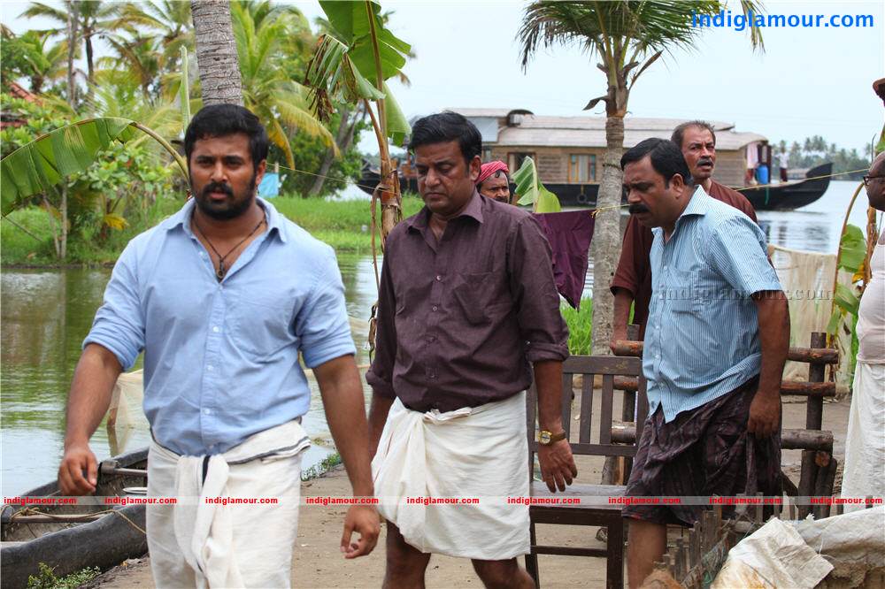 Pathiramanal Movie hd photo
