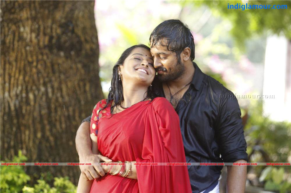 Pathiramanal Movie hd photo