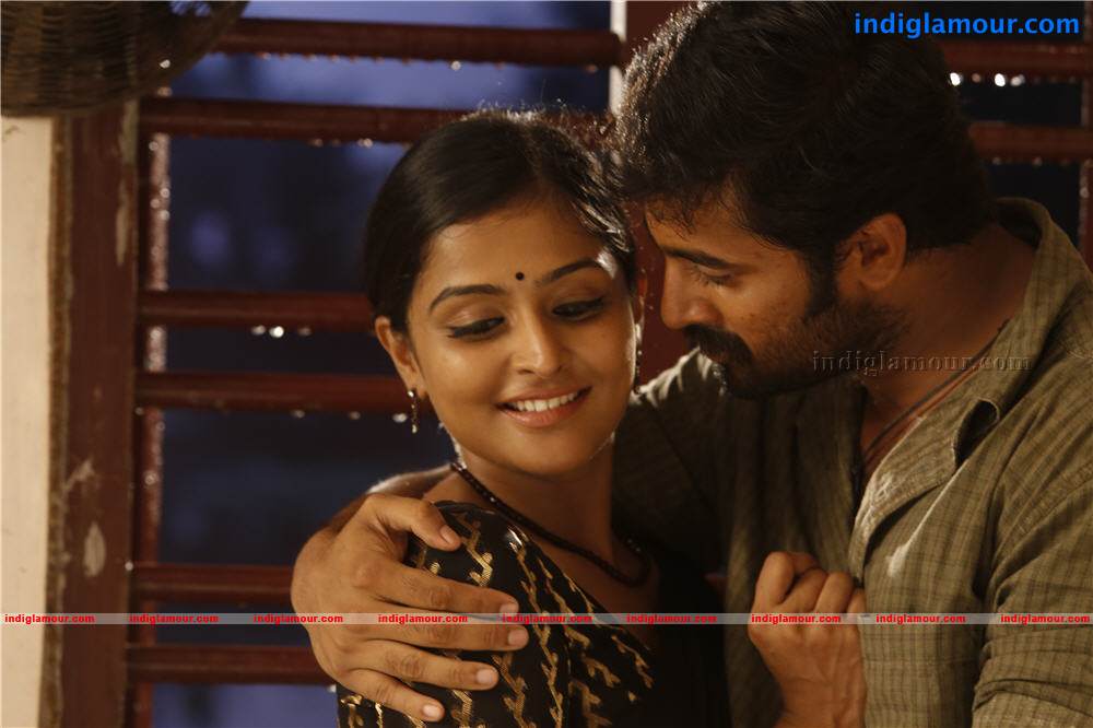 Pathiramanal Movie hd photo