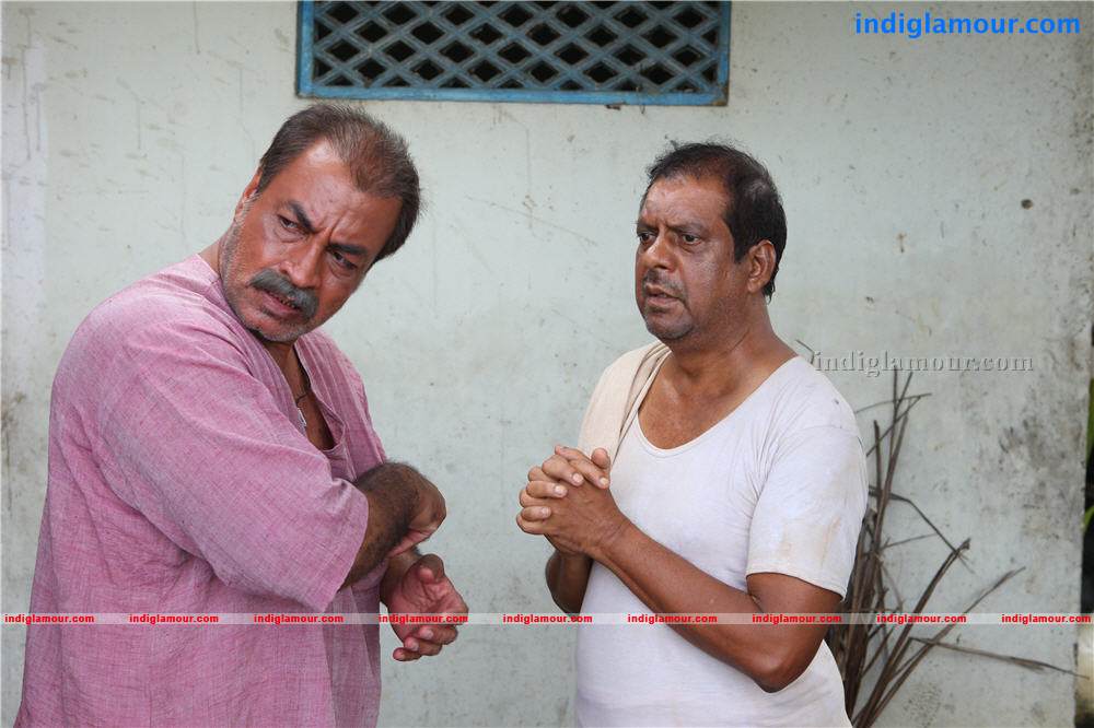 Pathiramanal Movie hd photo