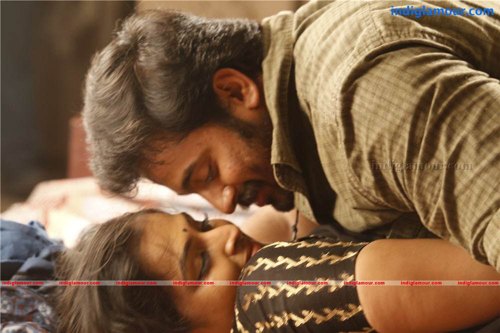 Pathiramanal Movie hd photo