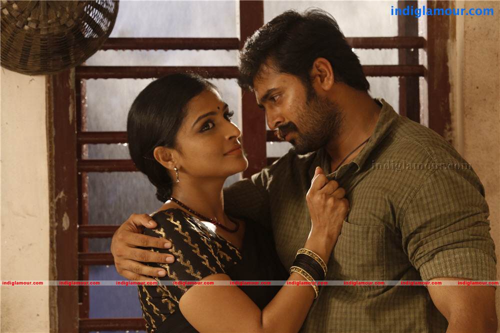 Pathiramanal Movie hd photo