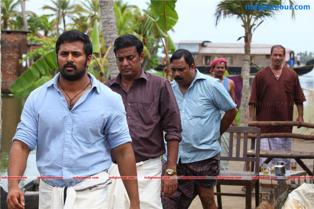 Pathiramanal Movie hd photo