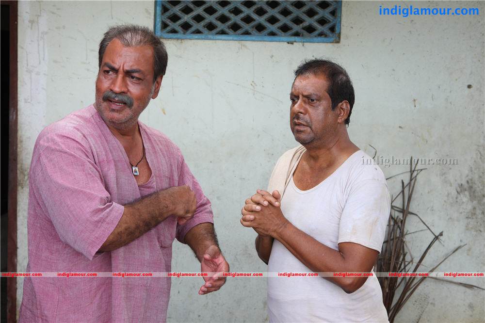 Pathiramanal Movie hd photo
