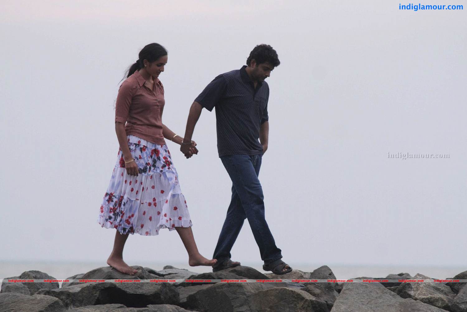 Ems Sum Penkuttyum Movie hd photo