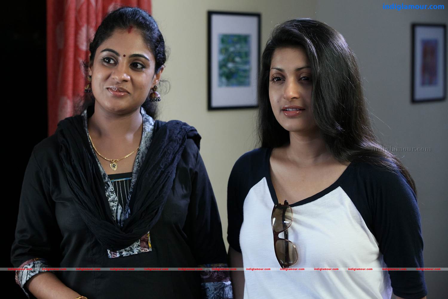 Ms Lekha Tharoor Kannunath Movie hd photo