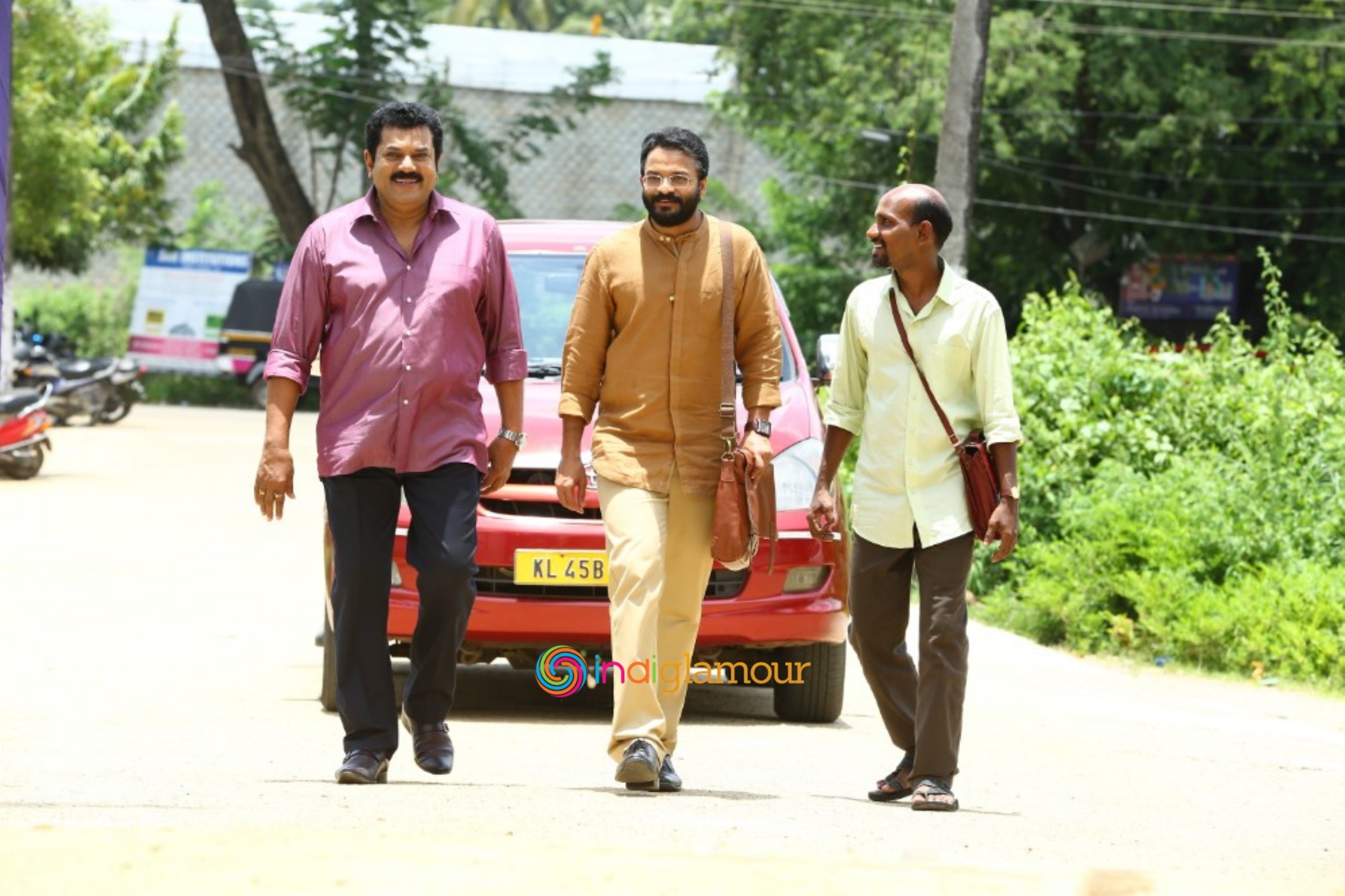 Su Su Sudhi Vathmeekam Movie hd photo
