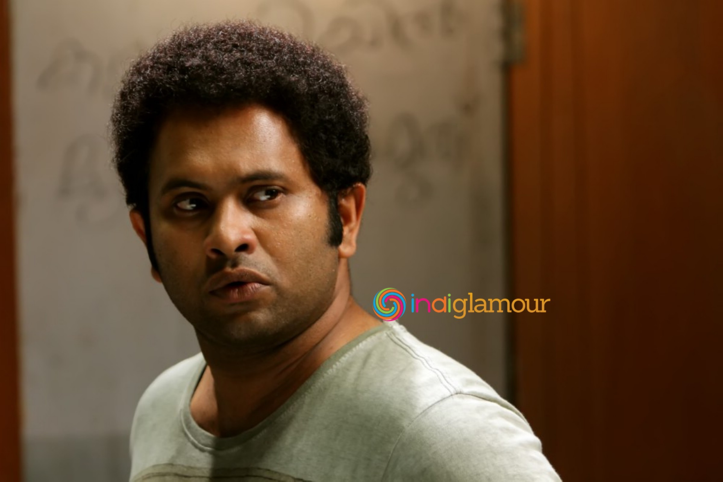 Adi Kapyare Kootta Mani Movie hd photo