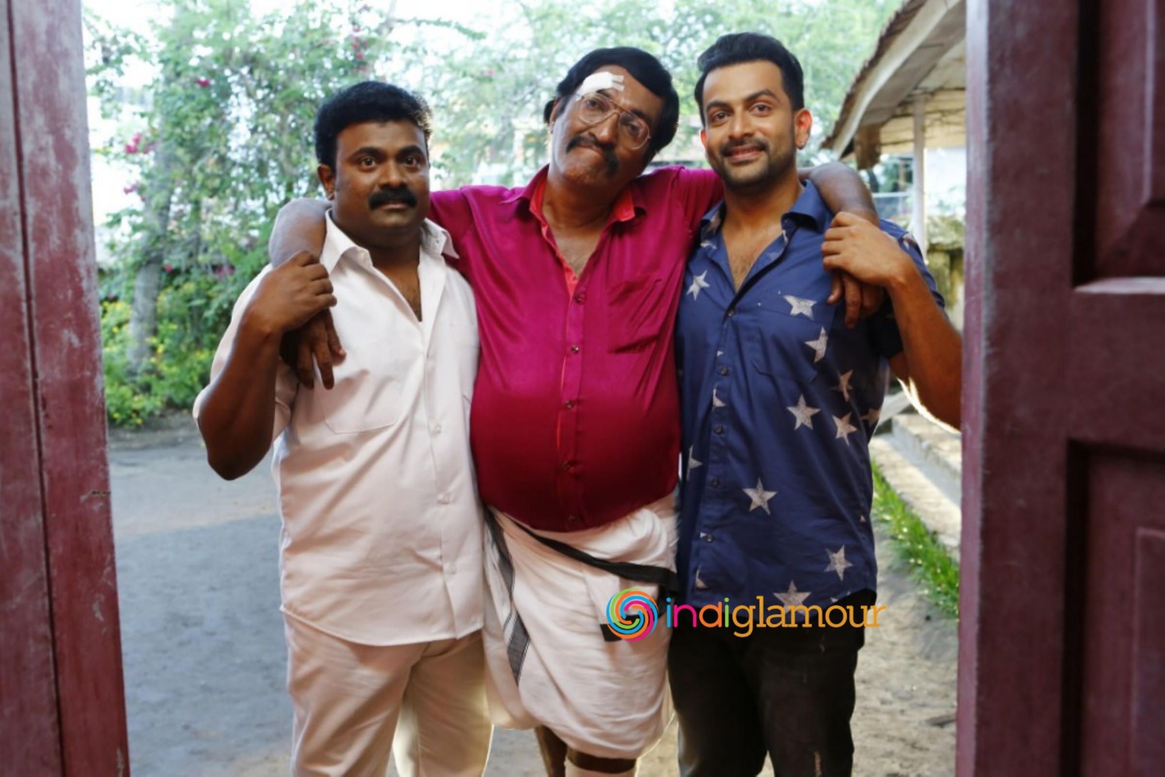 Amar Akbar Anthony Movie hd photo