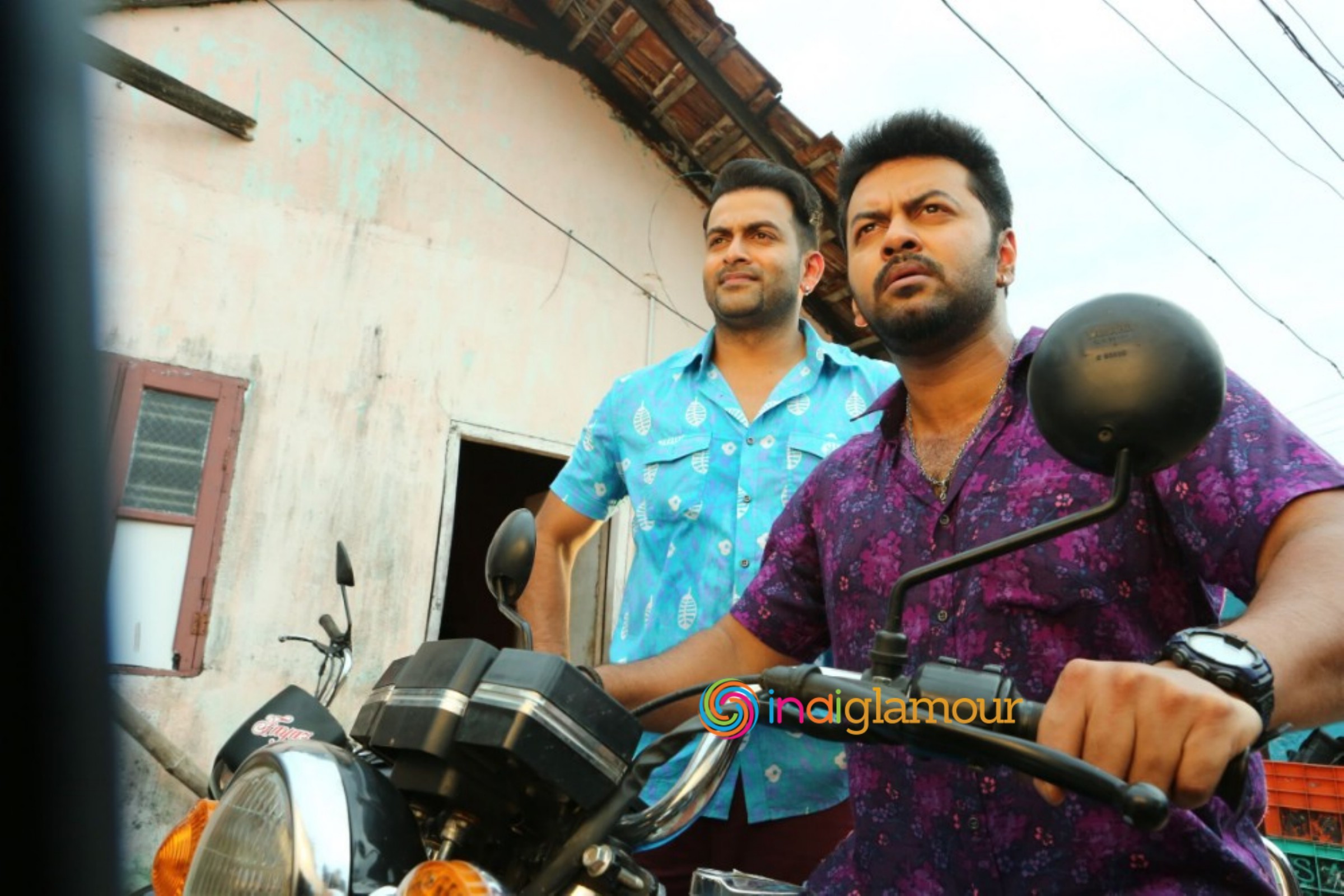 Amar Akbar Anthony Movie hd photo