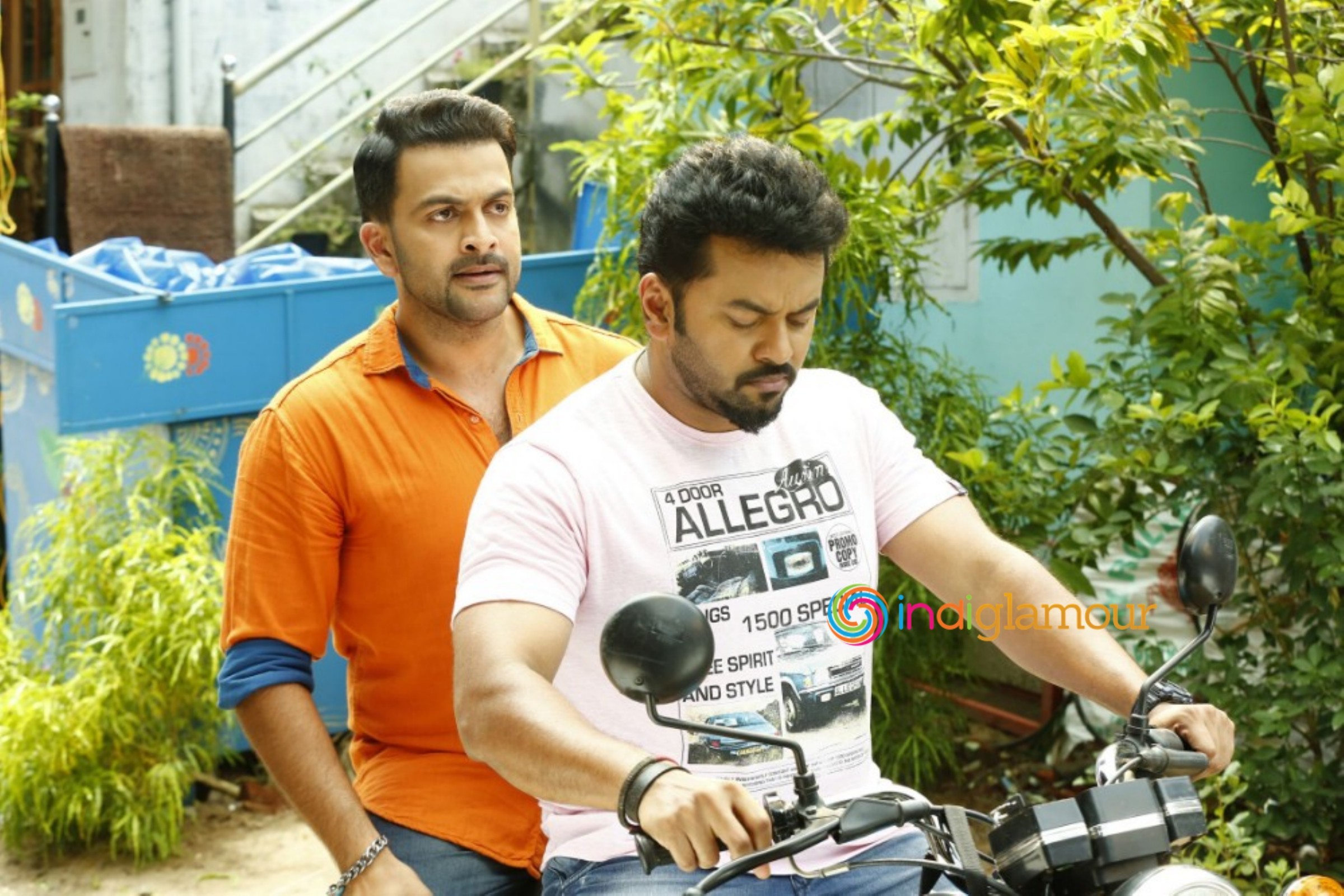 Amar Akbar Anthony Movie hd photo