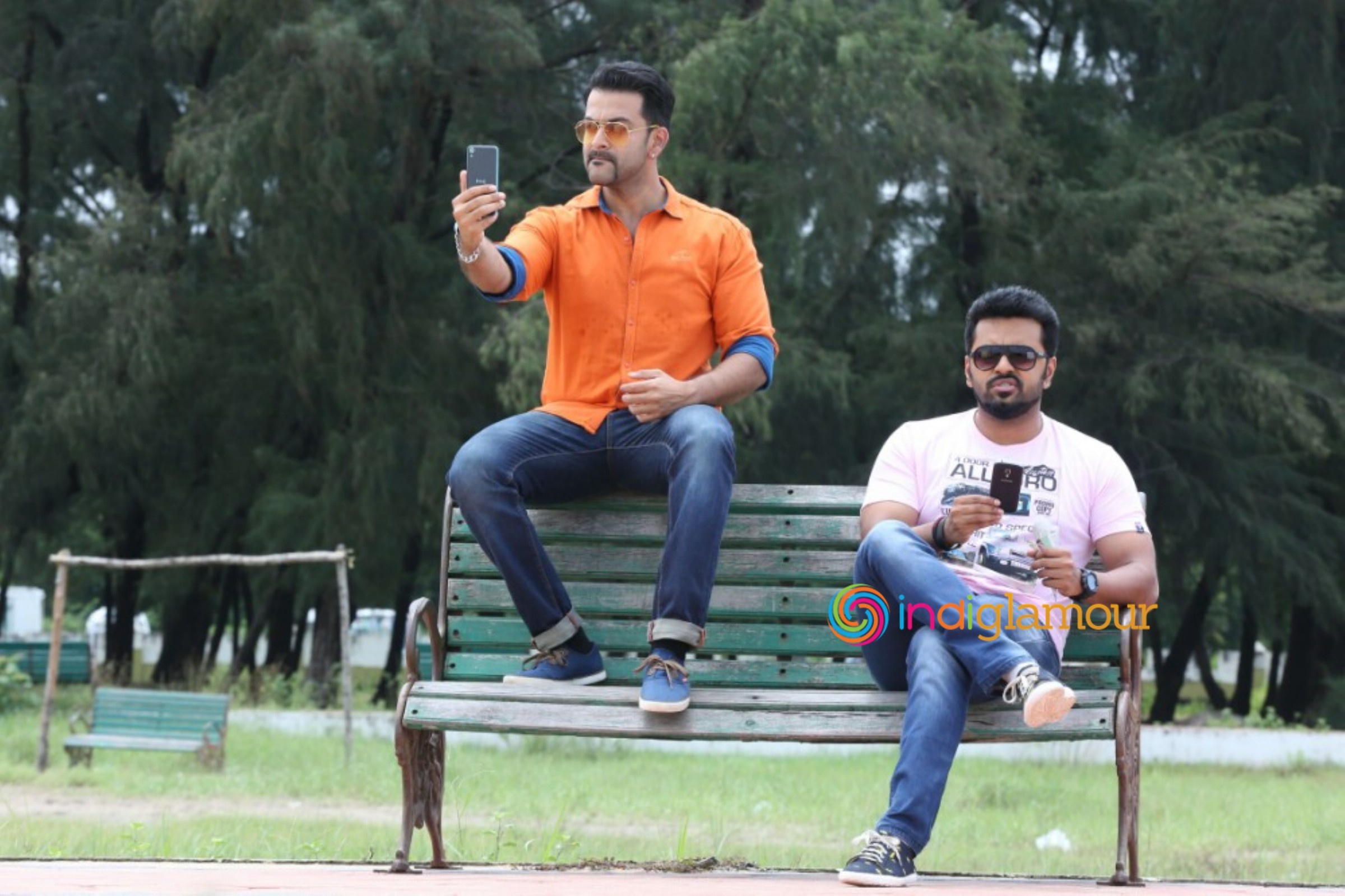 Amar Akbar Anthony Movie hd photo