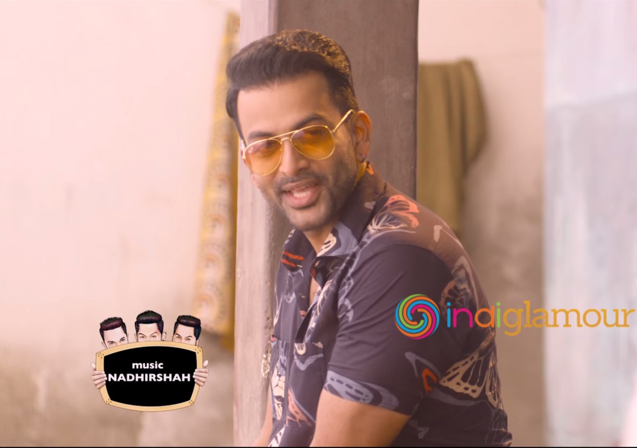 Amar Akbar Anthony Movie hd photo