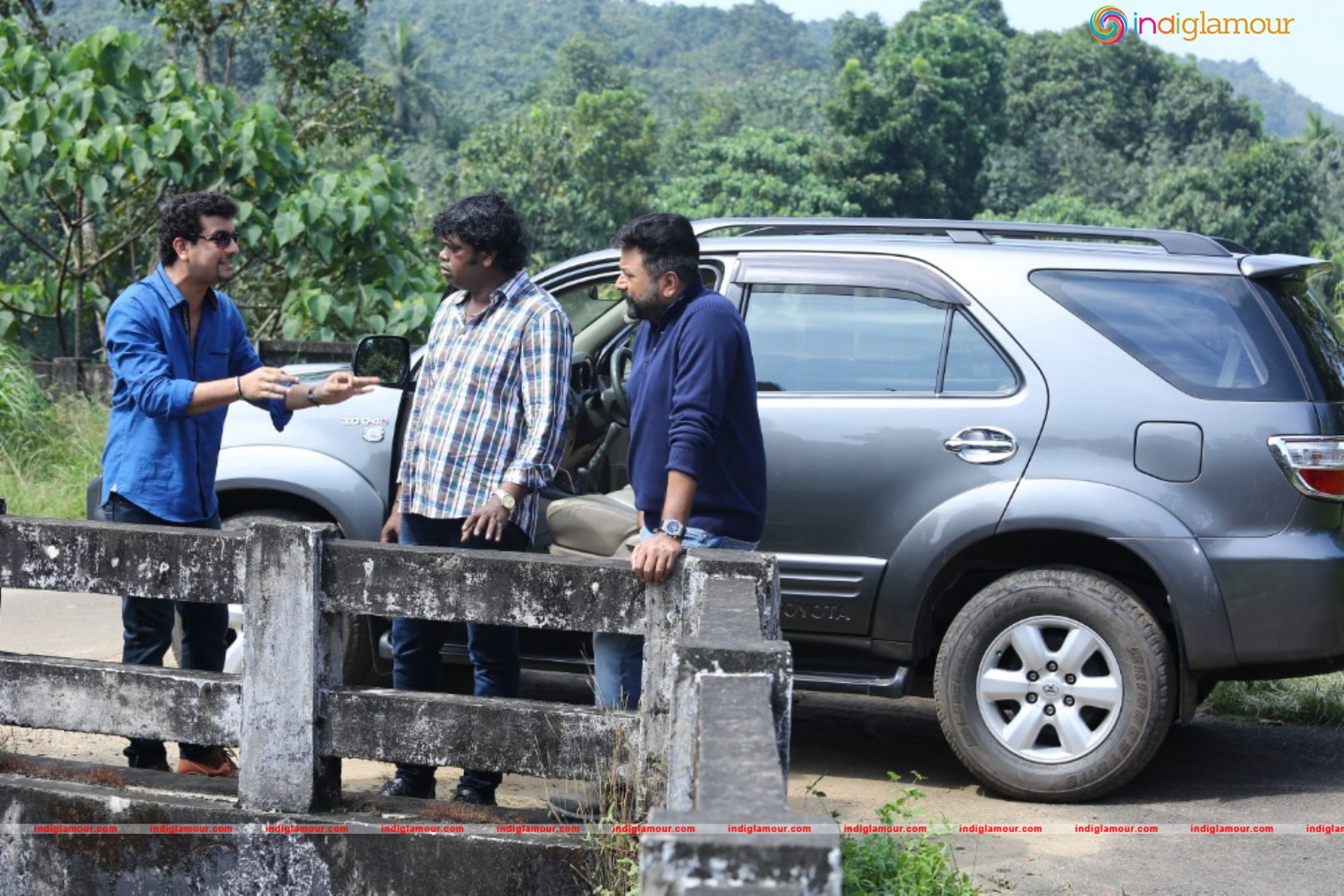 Aadupuliyattam Movie hd photo