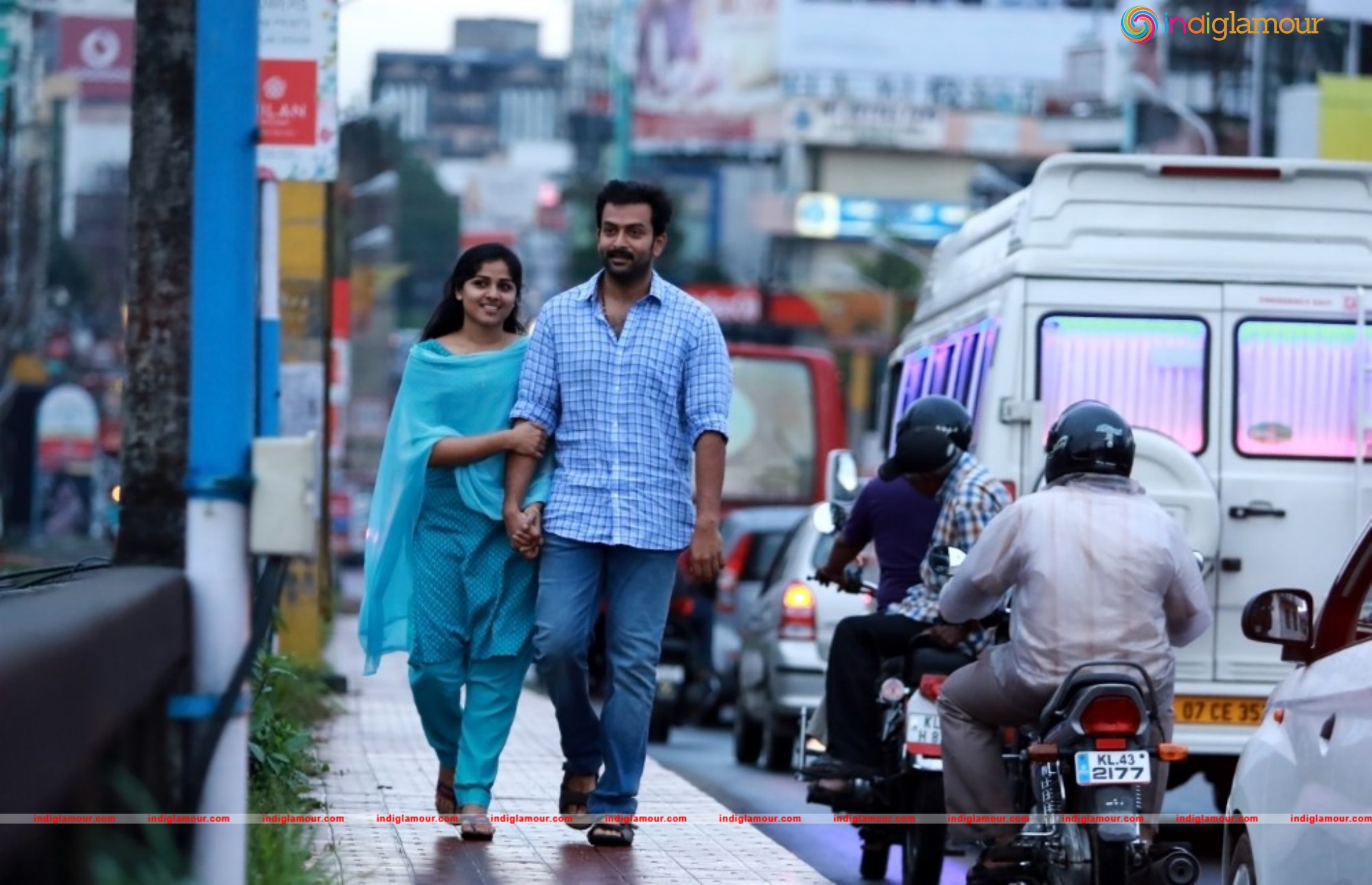 Darvinte Parinamam Movie hd photo