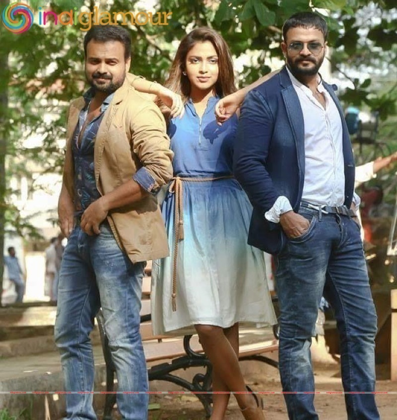 Shajahanum Pareekuttiyum Movie hd photo