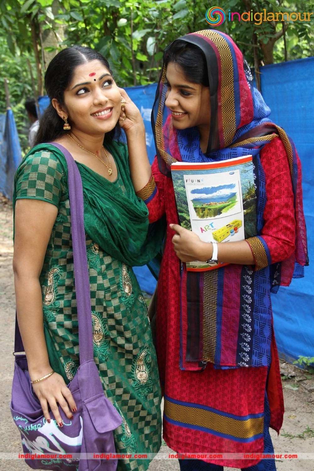 Sukhamayirikkatte Movie hd photo