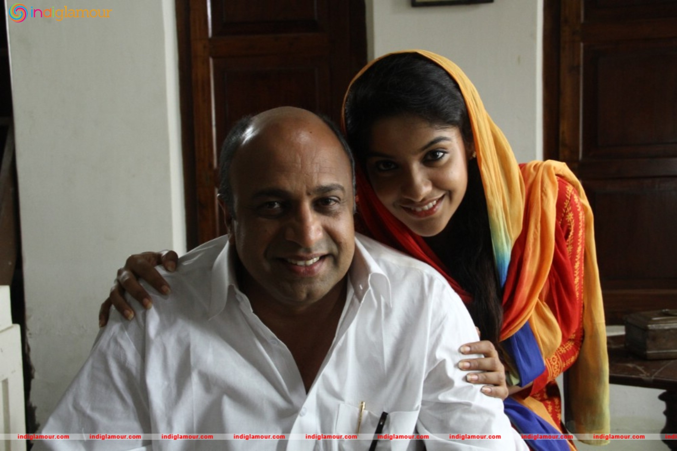 Sukhamayirikkatte Movie hd photo