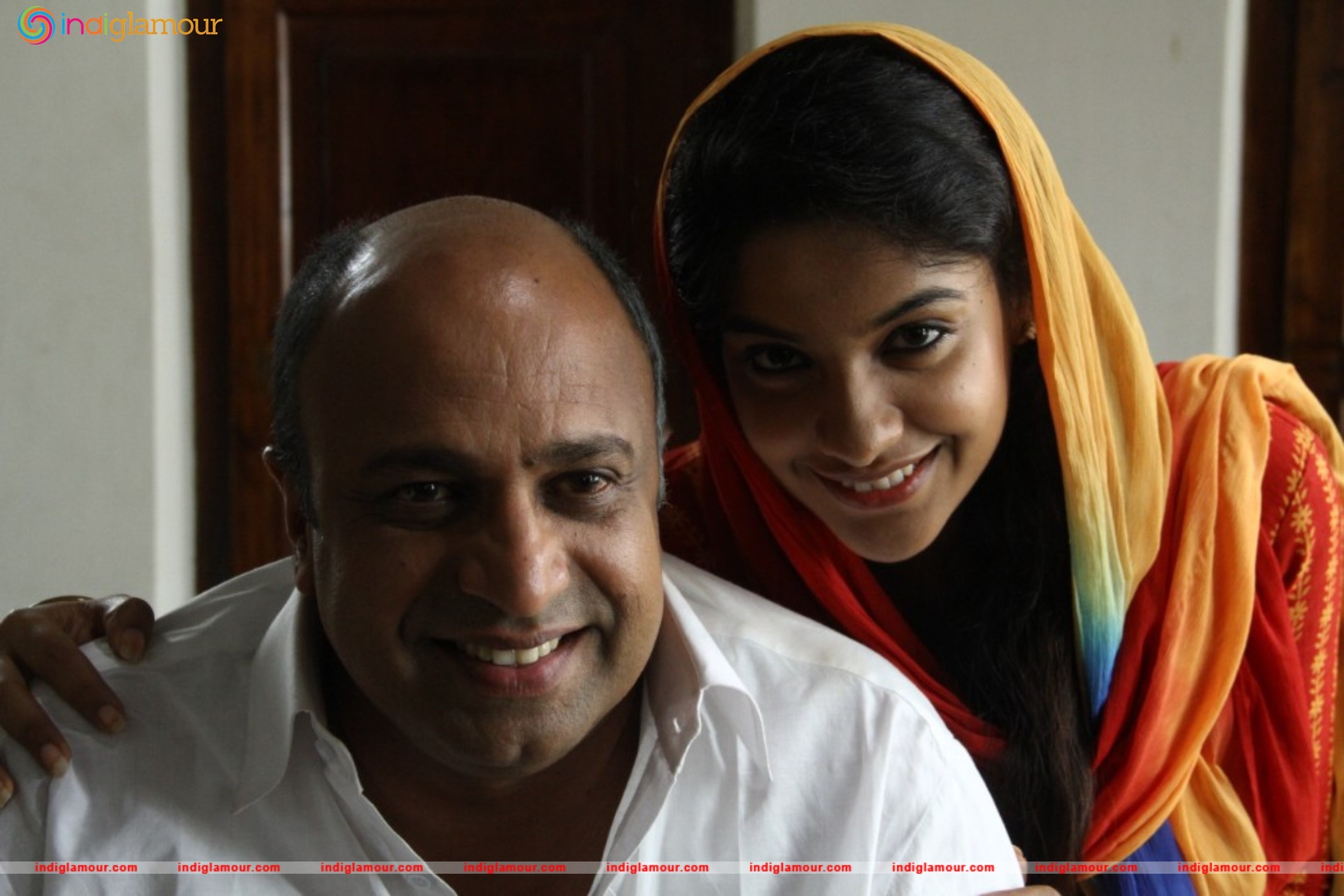 Sukhamayirikkatte Movie hd photo