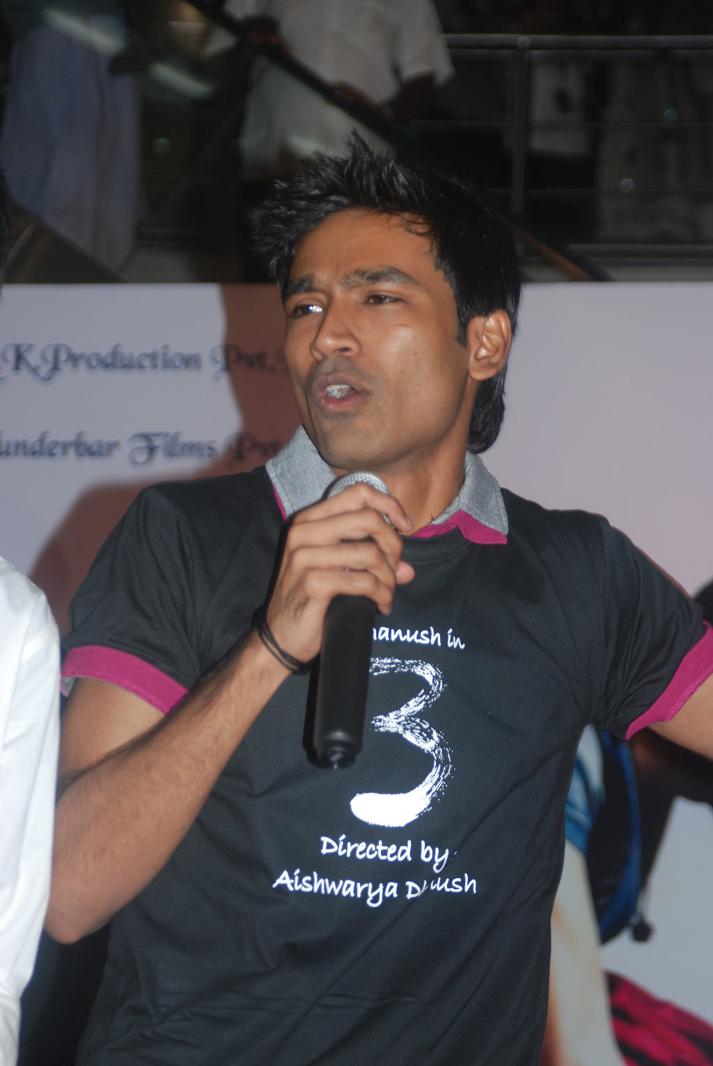 Dhanush Actor hd photo