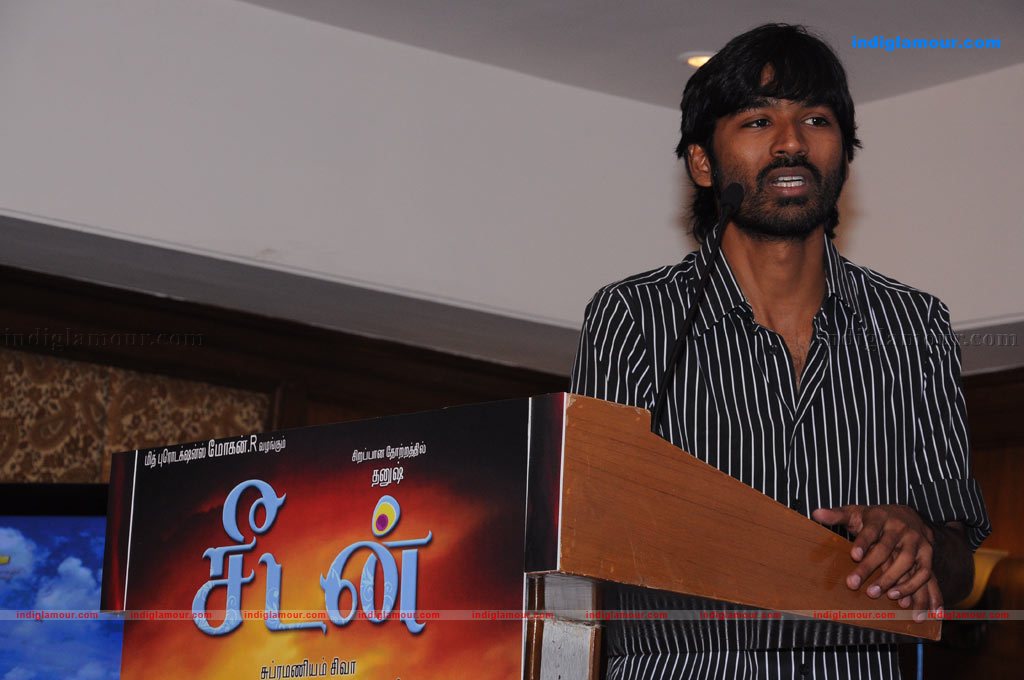 Dhanush Actor hd photo