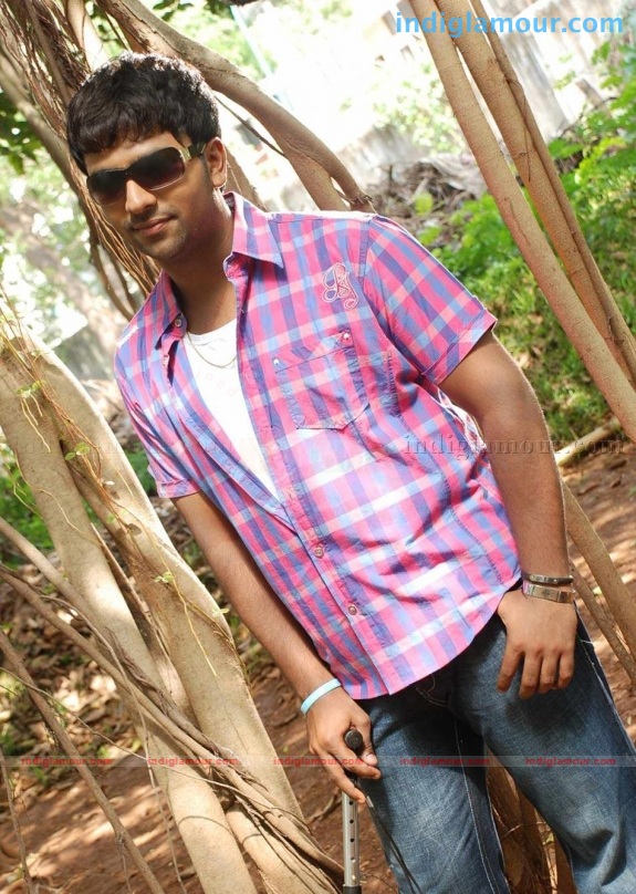 Shanthnu Actor hd photo