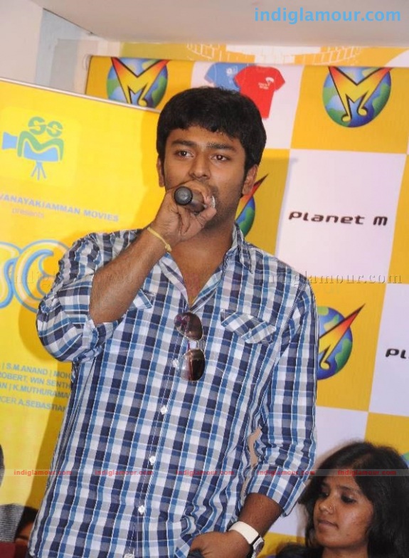 Shanthnu Actor hd photo