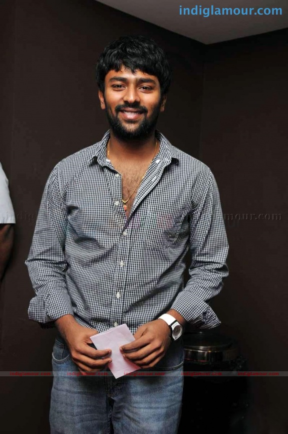 Shanthnu Actor hd photo