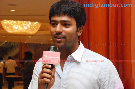 Shanthnu Actor hd photo
