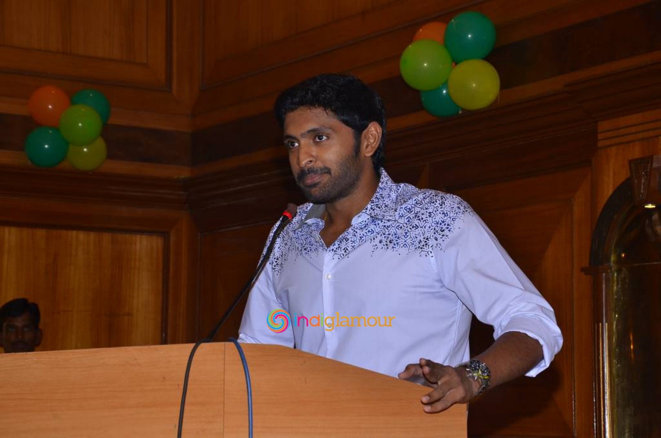 Vikram Prabhu Actor hd photo