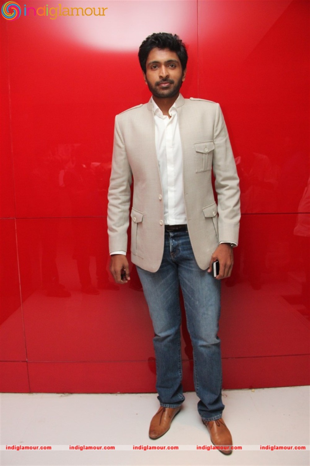 Vikram Prabhu Actor hd photo
