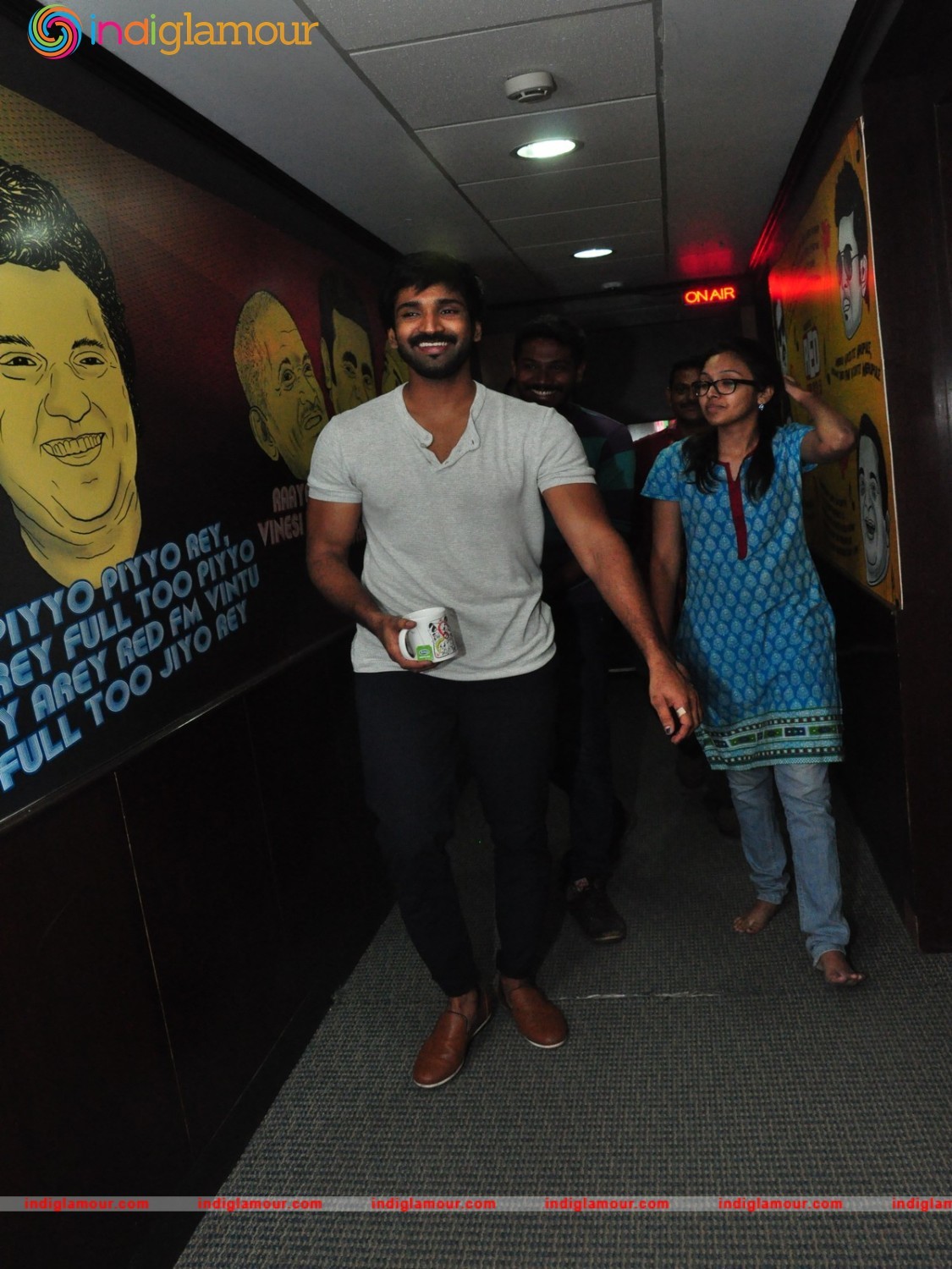 Aadhi Actor hd photo