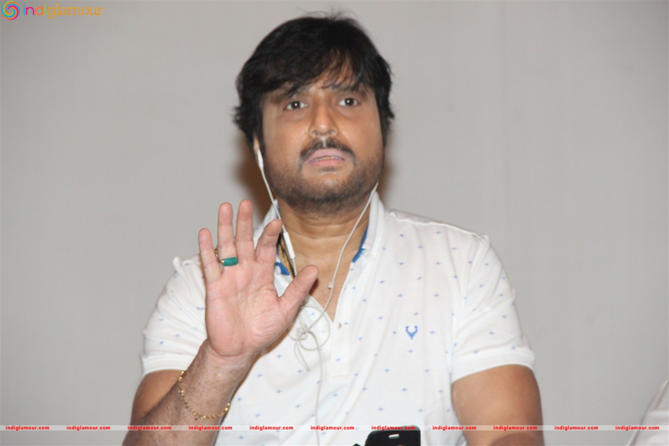 Karthik Actor hd photo