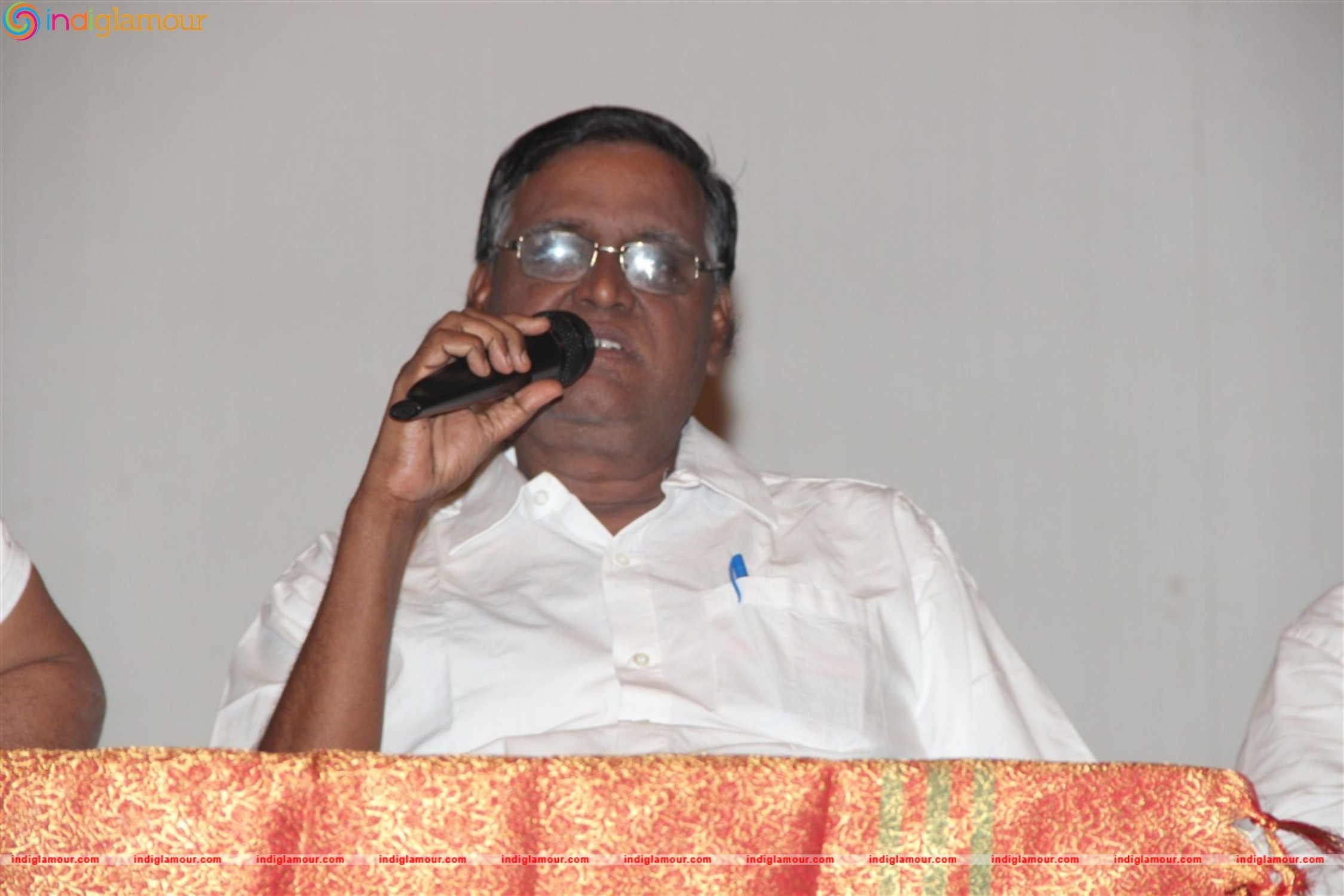 Karthik Actor hd photo