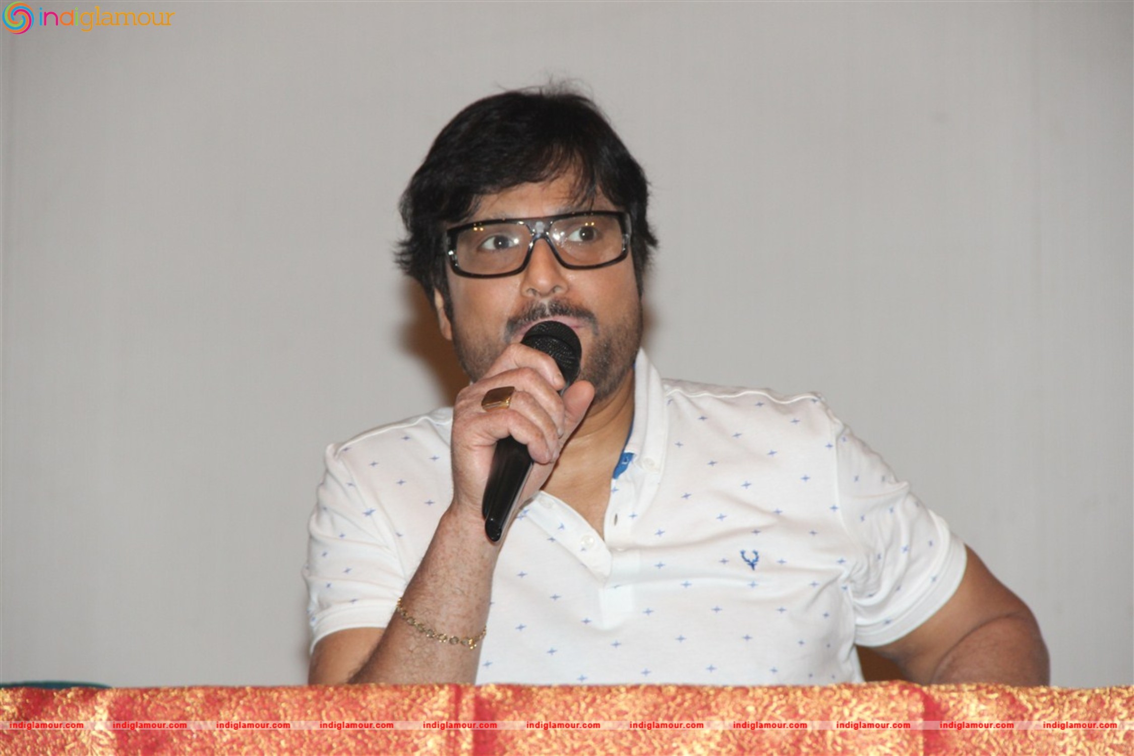 Karthik Actor hd photo